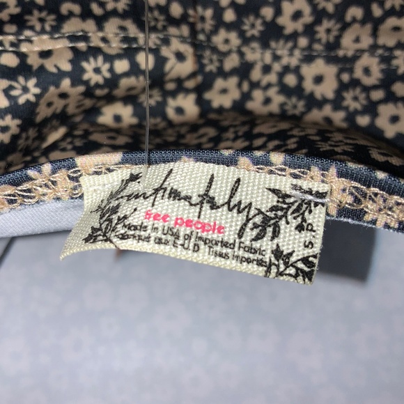 Free People Talk Back Bodysuit Sz S halter floral new with tags - Picture 3 of 6